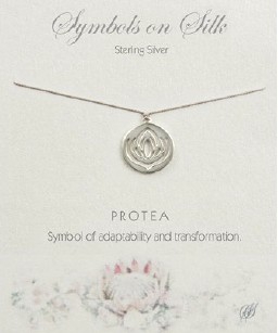 NECKLACE PROTEA SILK