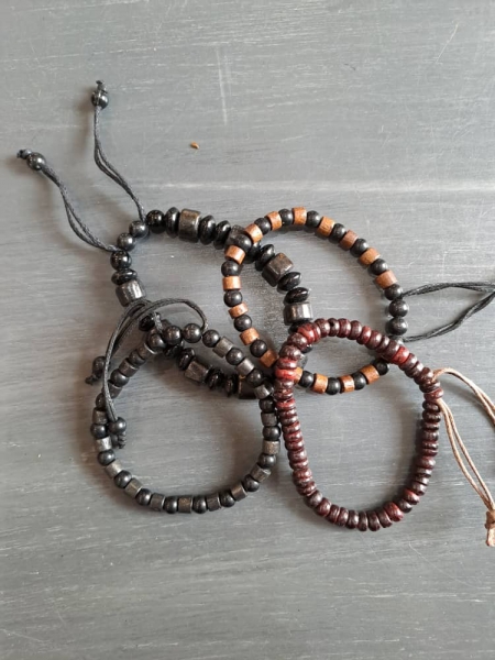 BRACELET BEADED ASSORTED