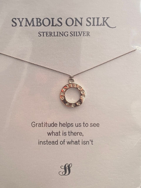 NECKLACE GRATITUDE ON SILK