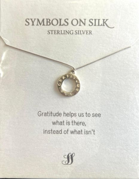 NECKLACE GRATITUDE ON SILK