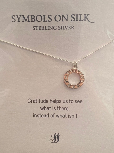 NECKLACE GRATITUDE ON CHAIN