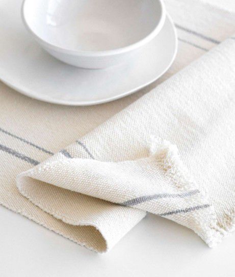 TABLE RUNNER COUNTRY NAT W/GREY STRIPES 1.8M
