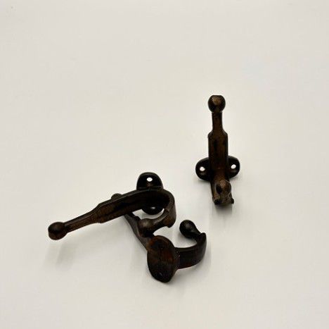 HOOK BEES WAX FINISH FLAT