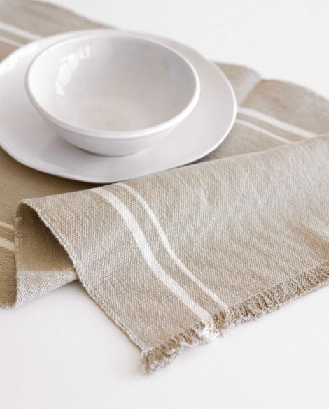 TABLE RUNNER CONTEMP STONE W/STRIPES 2.5M