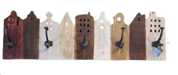 HOOKS WOODEN HOUSE 81x10x25