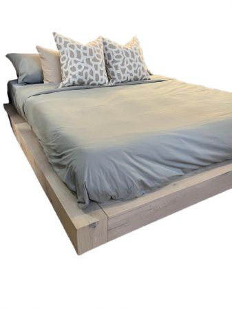 BED SEMI-SOLID OAK BLOCK KING WHITE OAK 2100X2030
