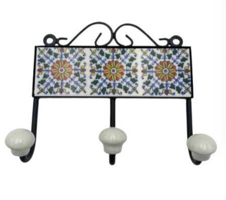 HANGER TILE WHITE MIX 3 HOOKS 5x5
