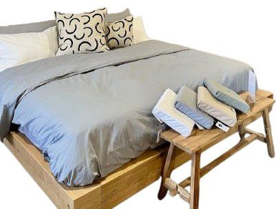BED FRAME OAK BASE KING 2100X1900