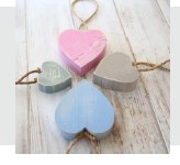 WOODEN HEART ON ROPE XSMALL